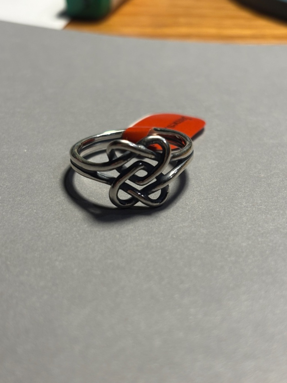 James Avery Retired Sterling Intertwined Hearts Ring size 7 & 9 new never worn!